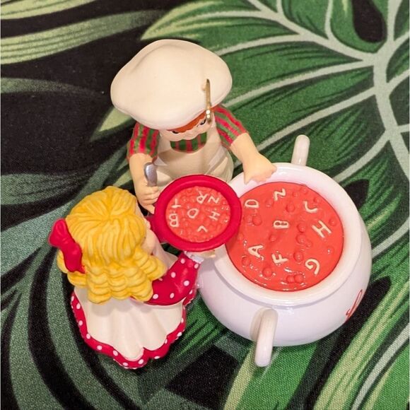 EUC Campbell's Kids Carlton Cards Heritage Ornament in Original Box - Picture 8 of 10